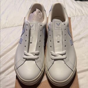 Women’s Veja Esplar White and light lavender